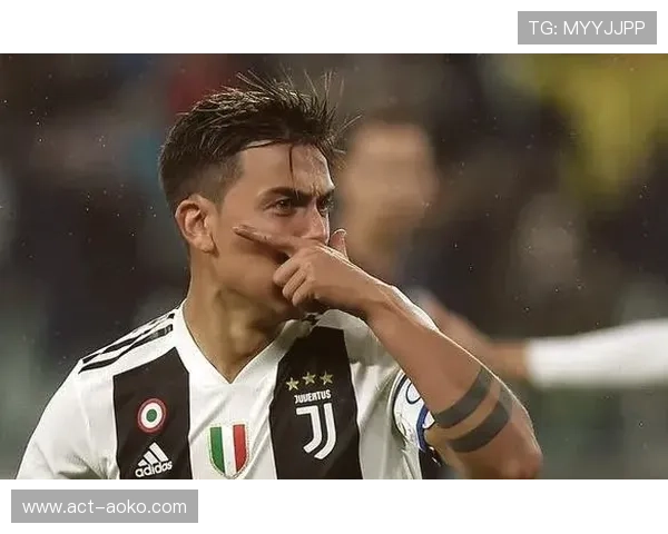 足球场上发型最飘逸的球星是谁？风采与球技并存的发型传奇