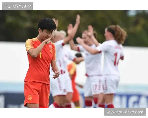 足球巨星深情支持中国女足 共谱国际足球友谊新篇章